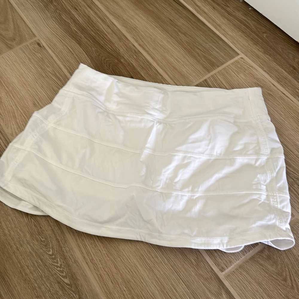 Lululemon pace mid rise skirt